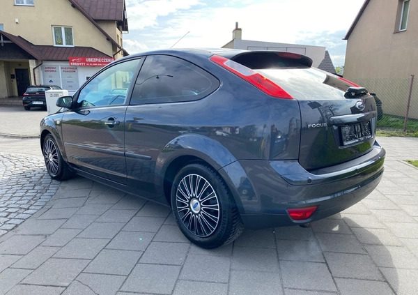 Ford Focus cena 10999 przebieg: 244000, rok produkcji 2005 z Golina małe 232